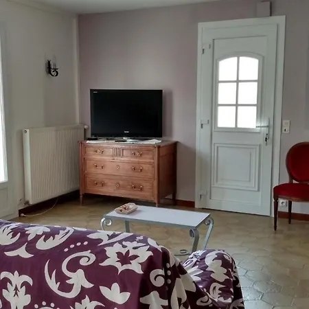 Aux Portes De L'argonne Holiday home